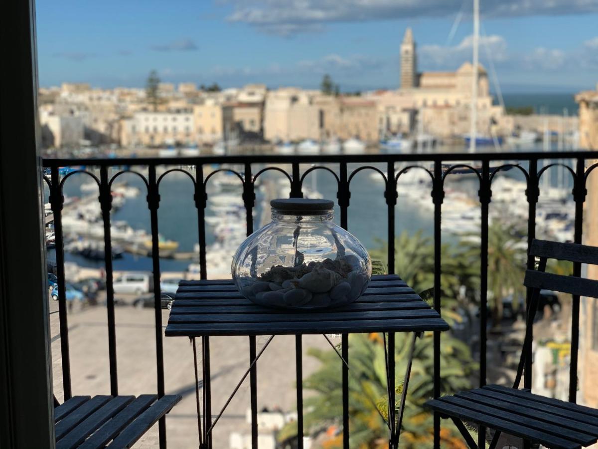 Le Dimore Di Don Corrado Otel Trani Dış mekan fotoğraf