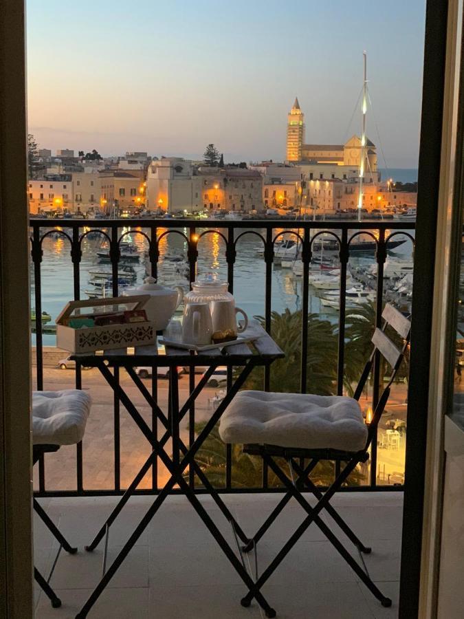 Le Dimore Di Don Corrado Otel Trani Dış mekan fotoğraf